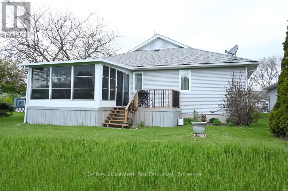18 Cretney Drive S, Prince Edward County (Wellington Ward), ON