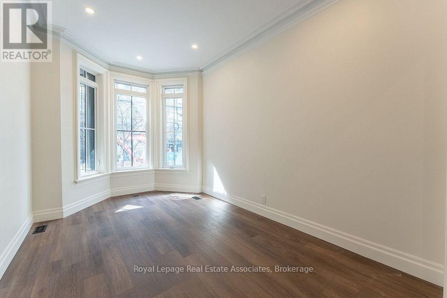54 Stewart Street, Toronto, ON