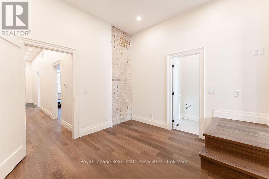 54 Stewart Street, Toronto, ON