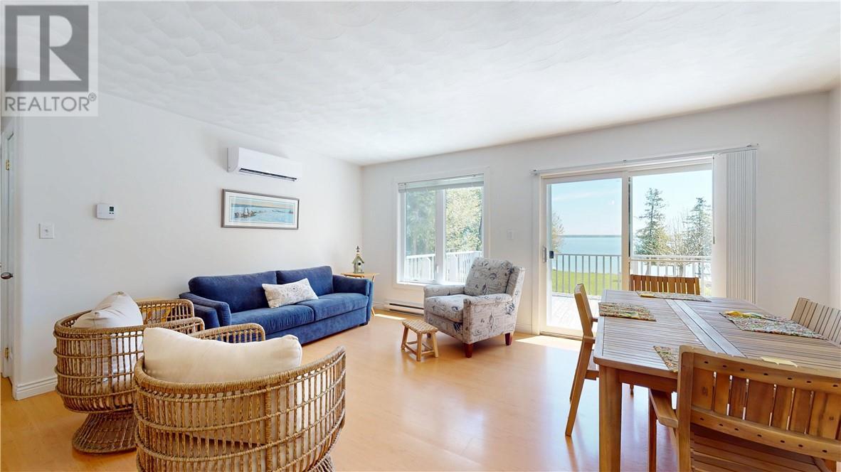 1028 Bay Estates, Nemi, ON