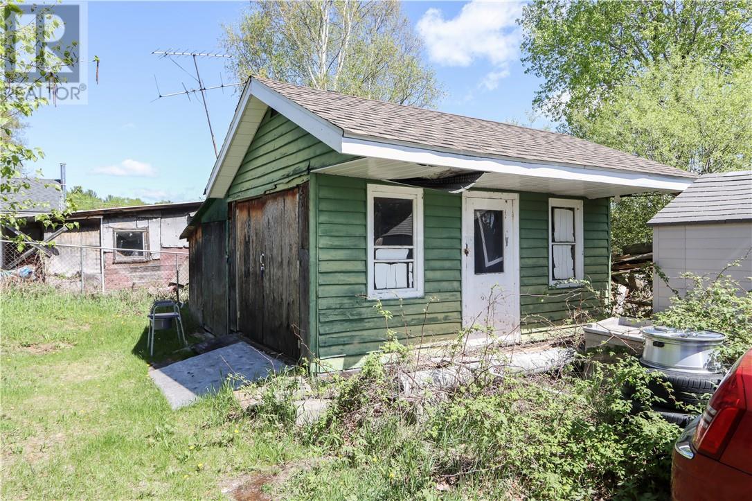 22 Trunk Road, Spanish, ON