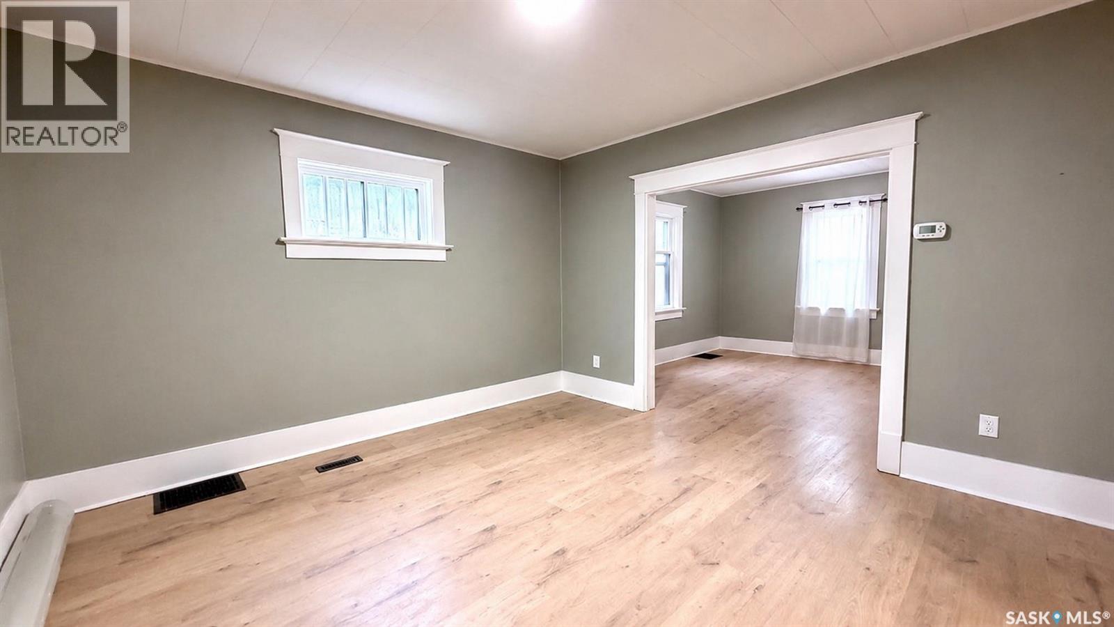 3312 Victoria Avenue, Regina, SK