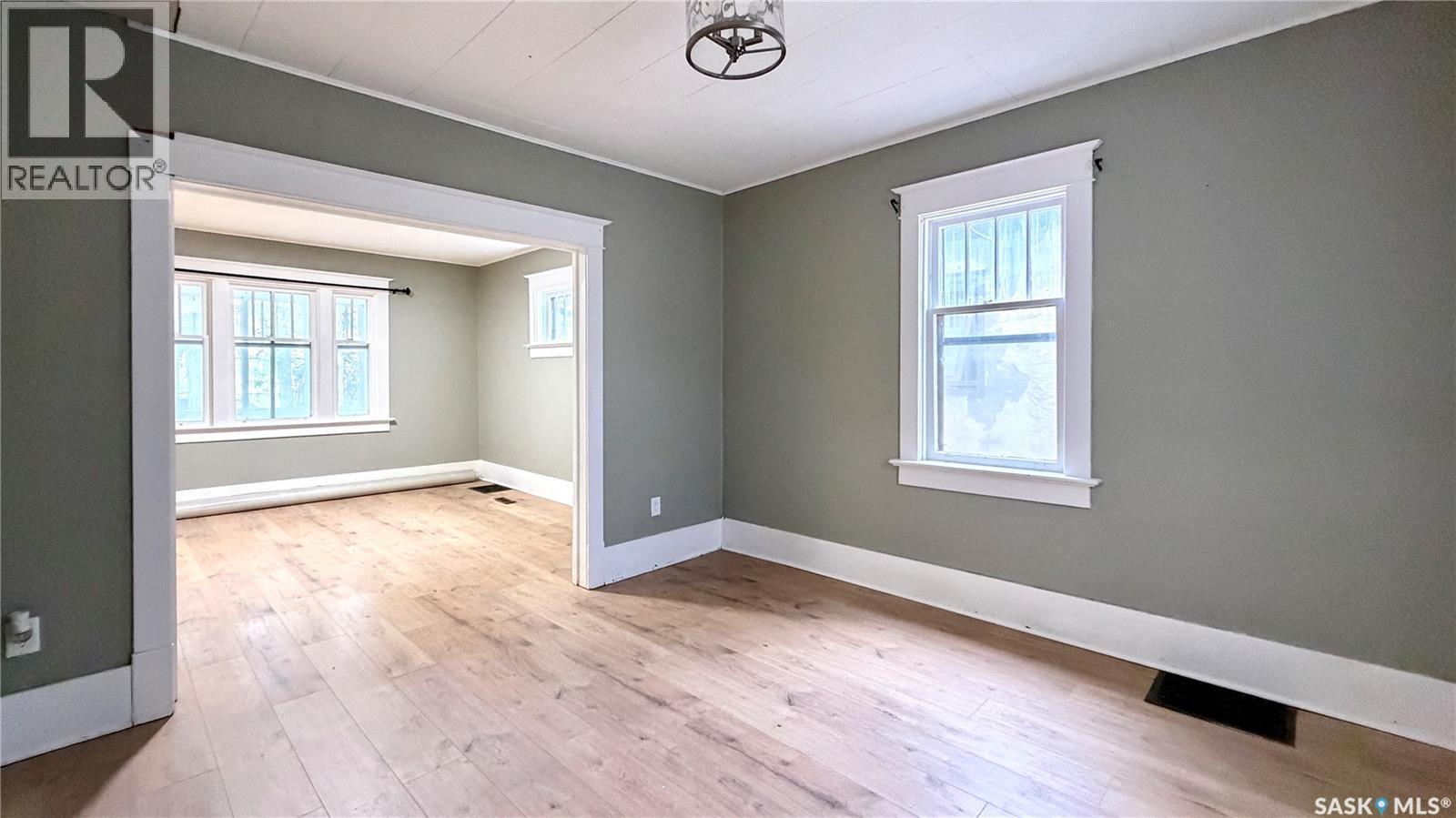 3312 Victoria Avenue, Regina, SK