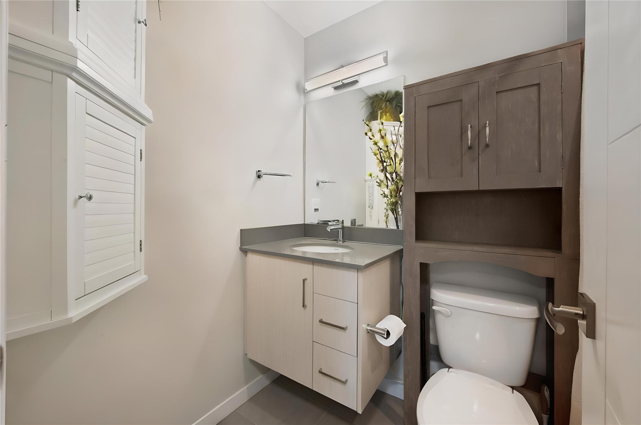 419-2301 Carrington Road, West Kelowna, BC - Indoor Photo Showing Bathroom
