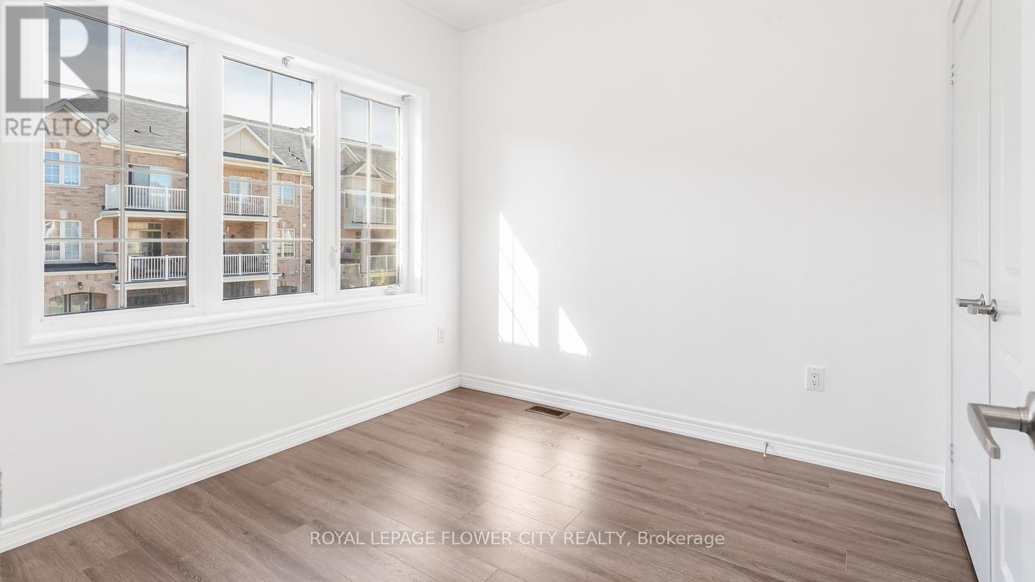 29 Backwater Trail, Brampton, ON