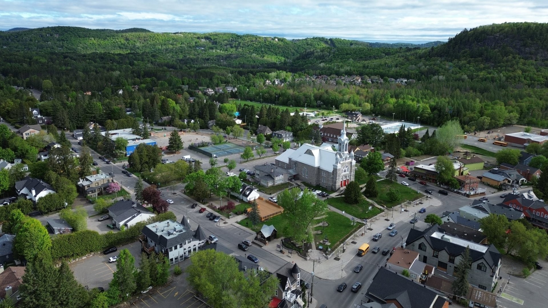 Photo aérienne - 11 Av. De La Gare, Saint-Sauveur, QC