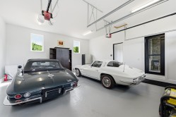 Garage -