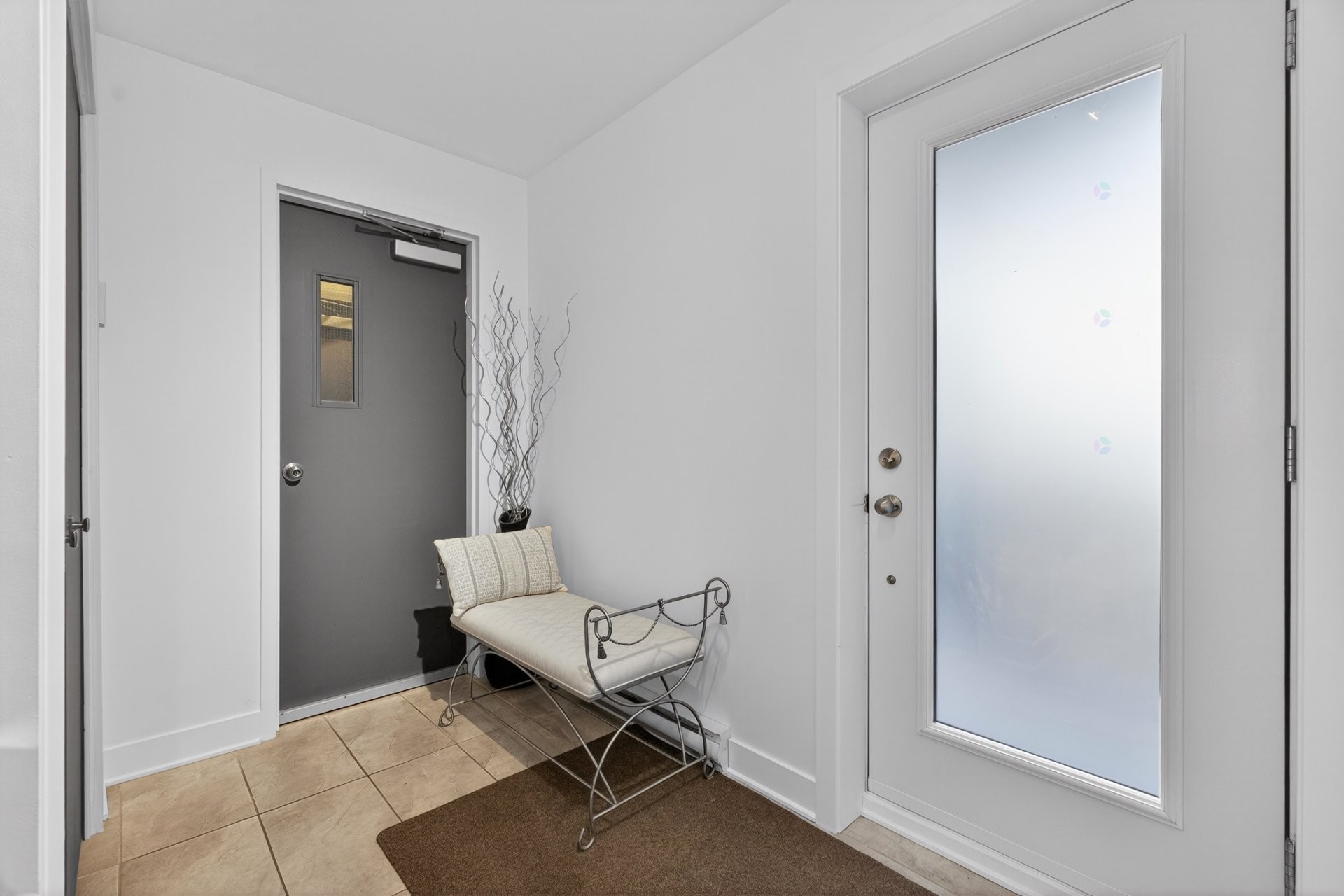 Mud Room - 101-190 Ch. De La Grande-Côte, Saint-Eustache, QC