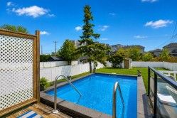 Pool -