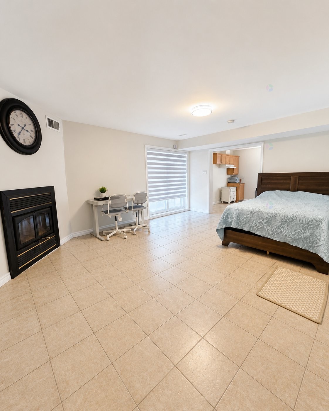 Family Room - 9618 Rue De St-Firmin, Montréal (Ahuntsic-Cartierville), QC