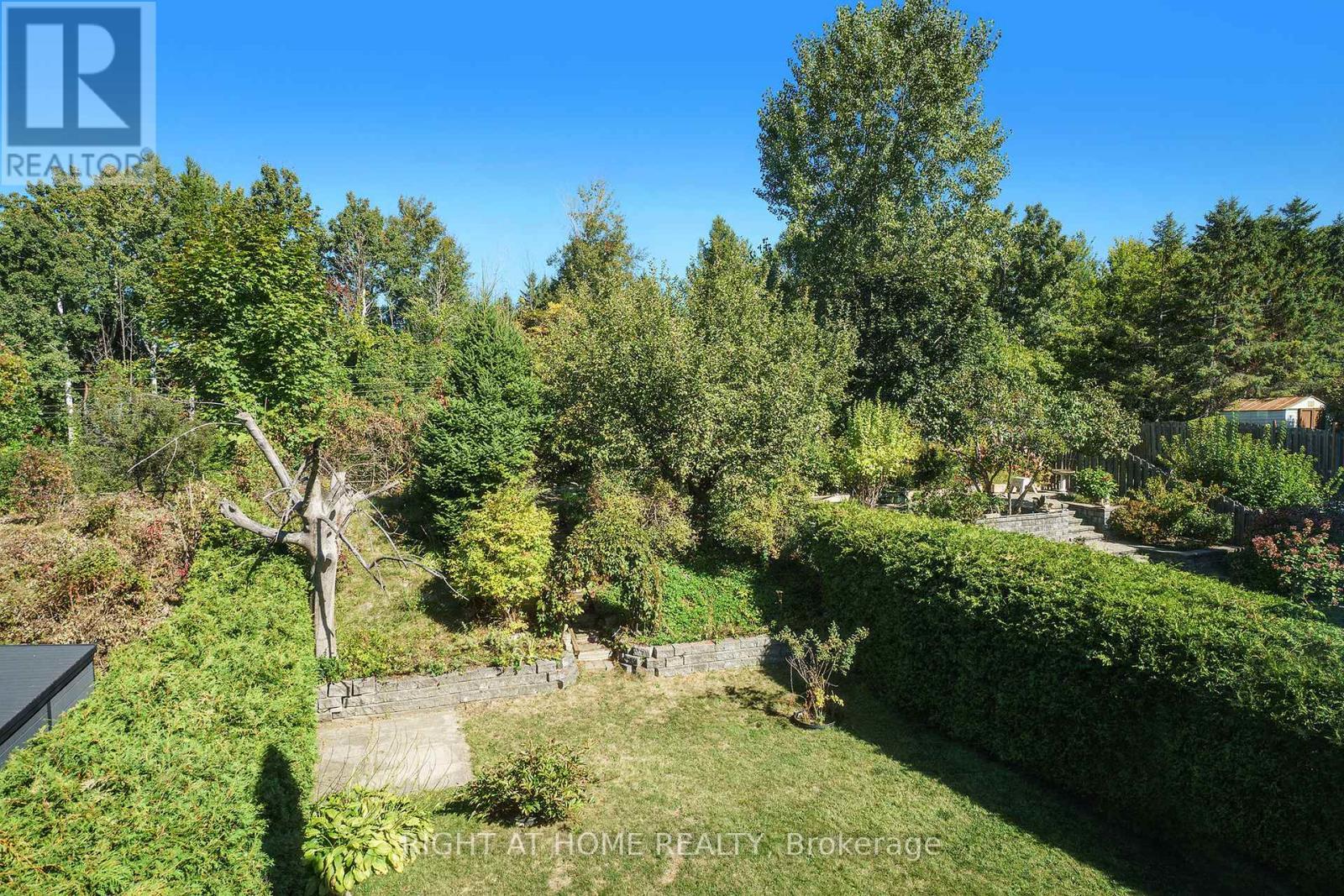 82 Nestow Drive, Ottawa, ON