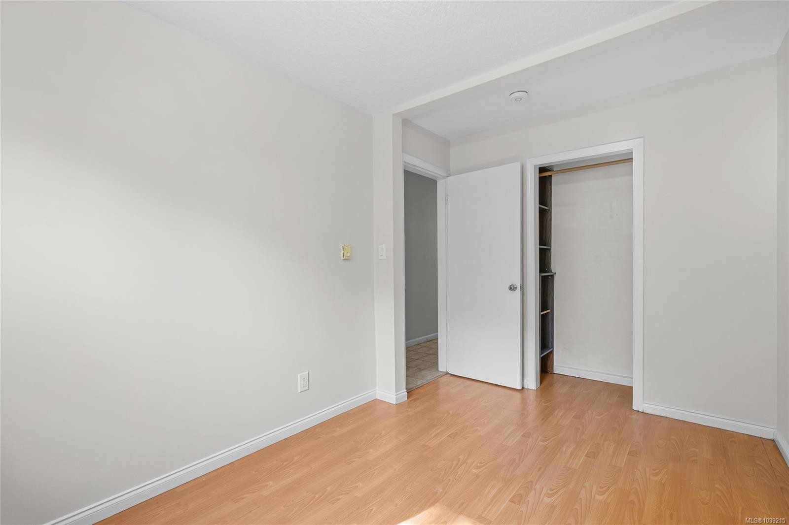 1575 Burton Ave, Victoria, BC