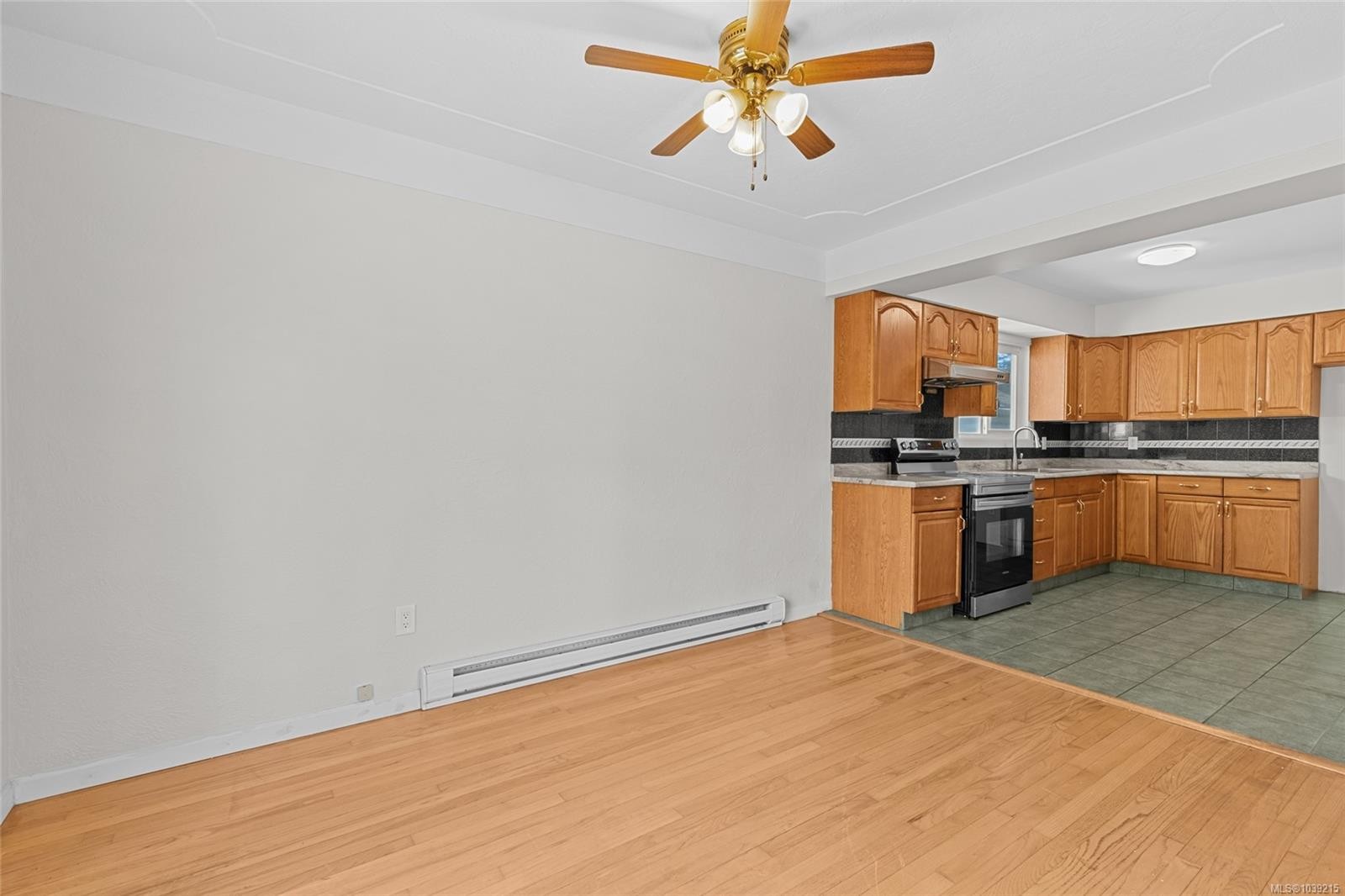 1575 Burton Ave, Victoria, BC