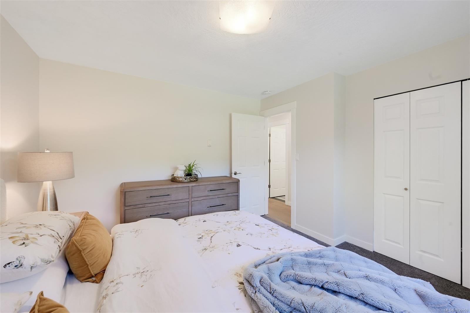 9598 Epco Dr, Sidney, BC