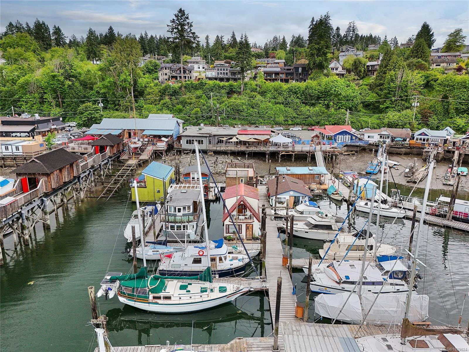#5-1765 Cowichan Bay Rd, Cowichan Bay, BC