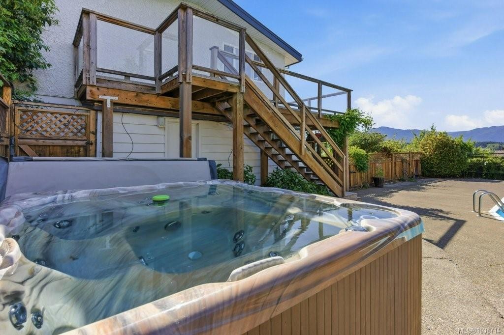 6329 Westlock Rd, Duncan, BC