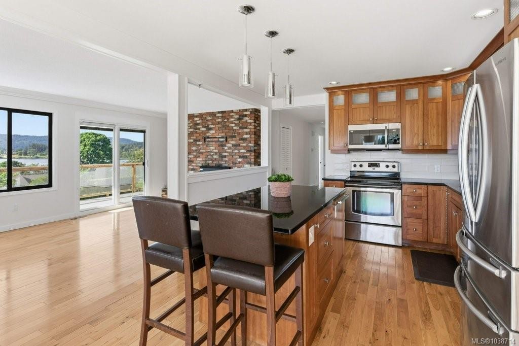 6329 Westlock Rd, Duncan, BC