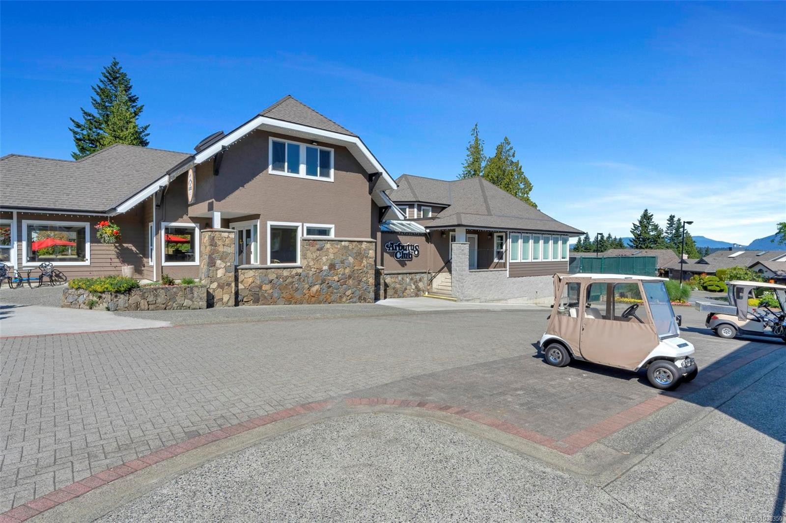 574 Cedar Cres, Cobble Hill, BC