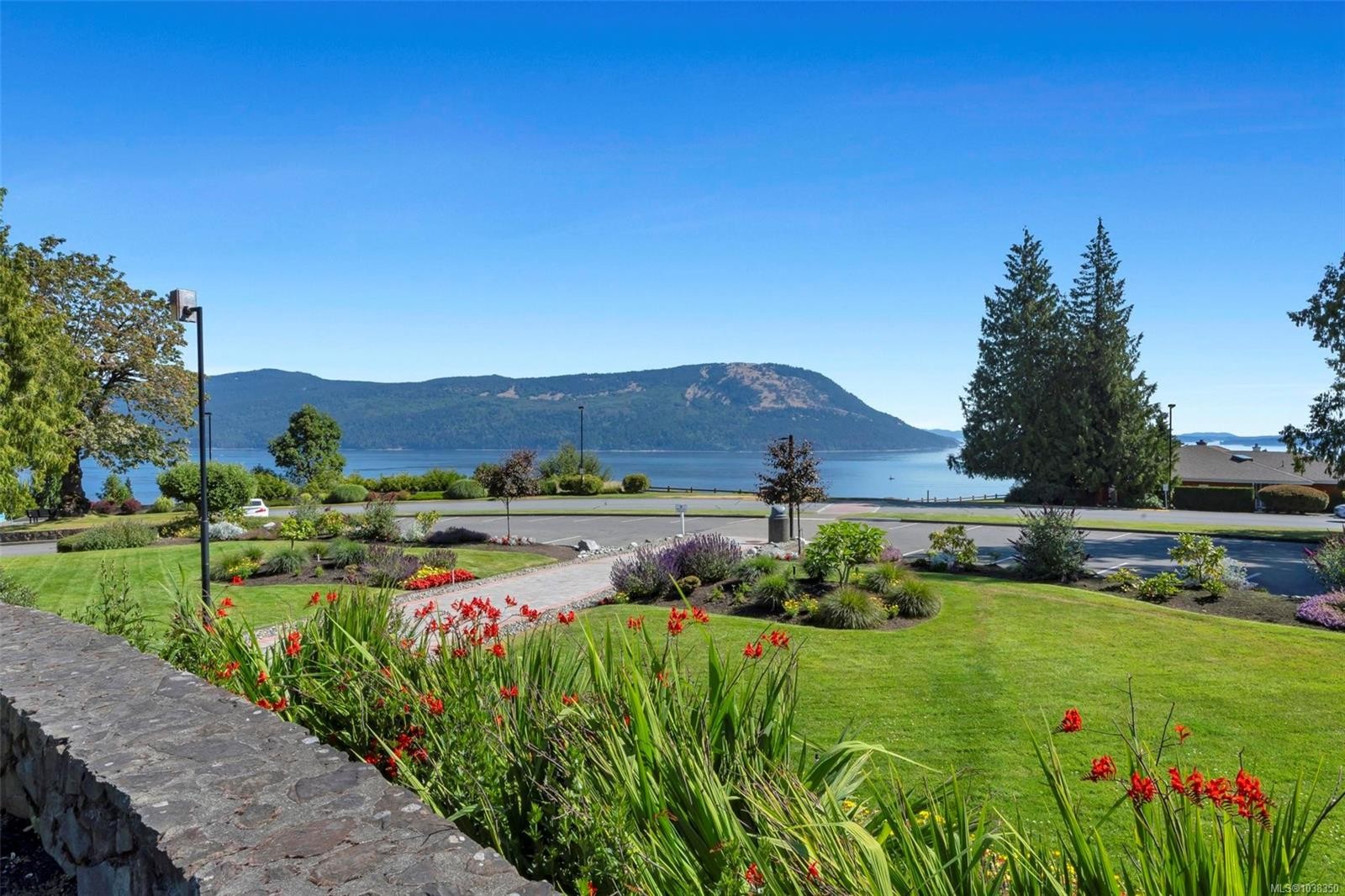 574 Cedar Cres, Cobble Hill, BC