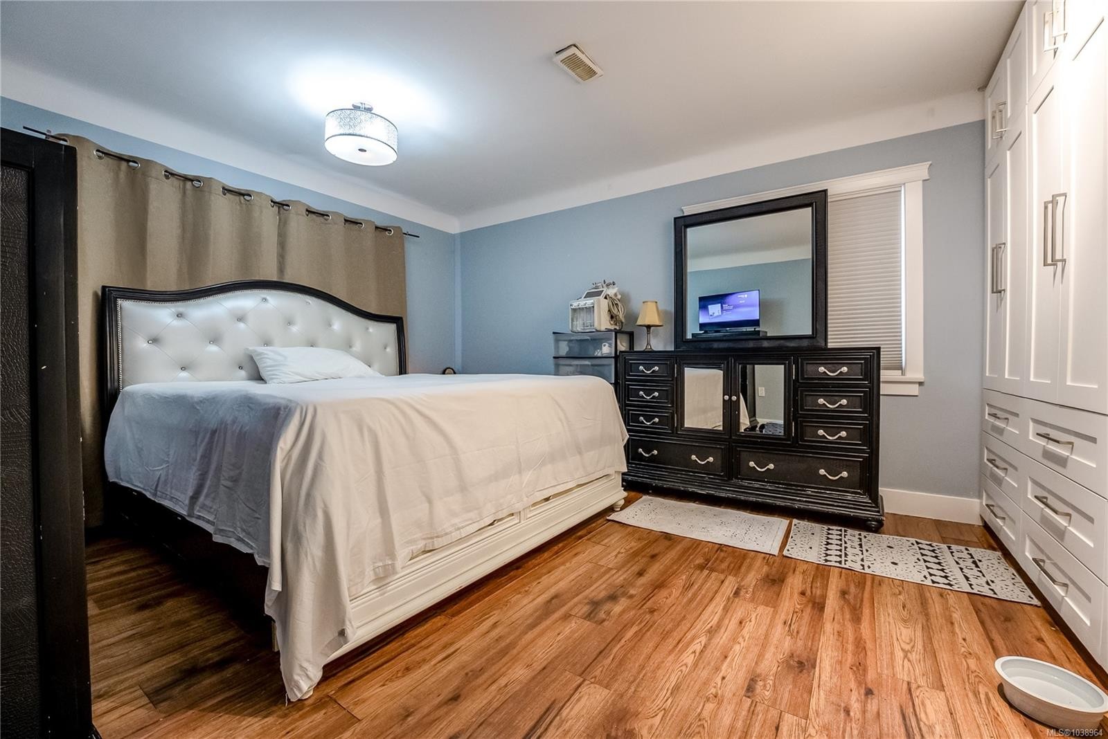 1661 Freeman Ave, Saanich, BC
