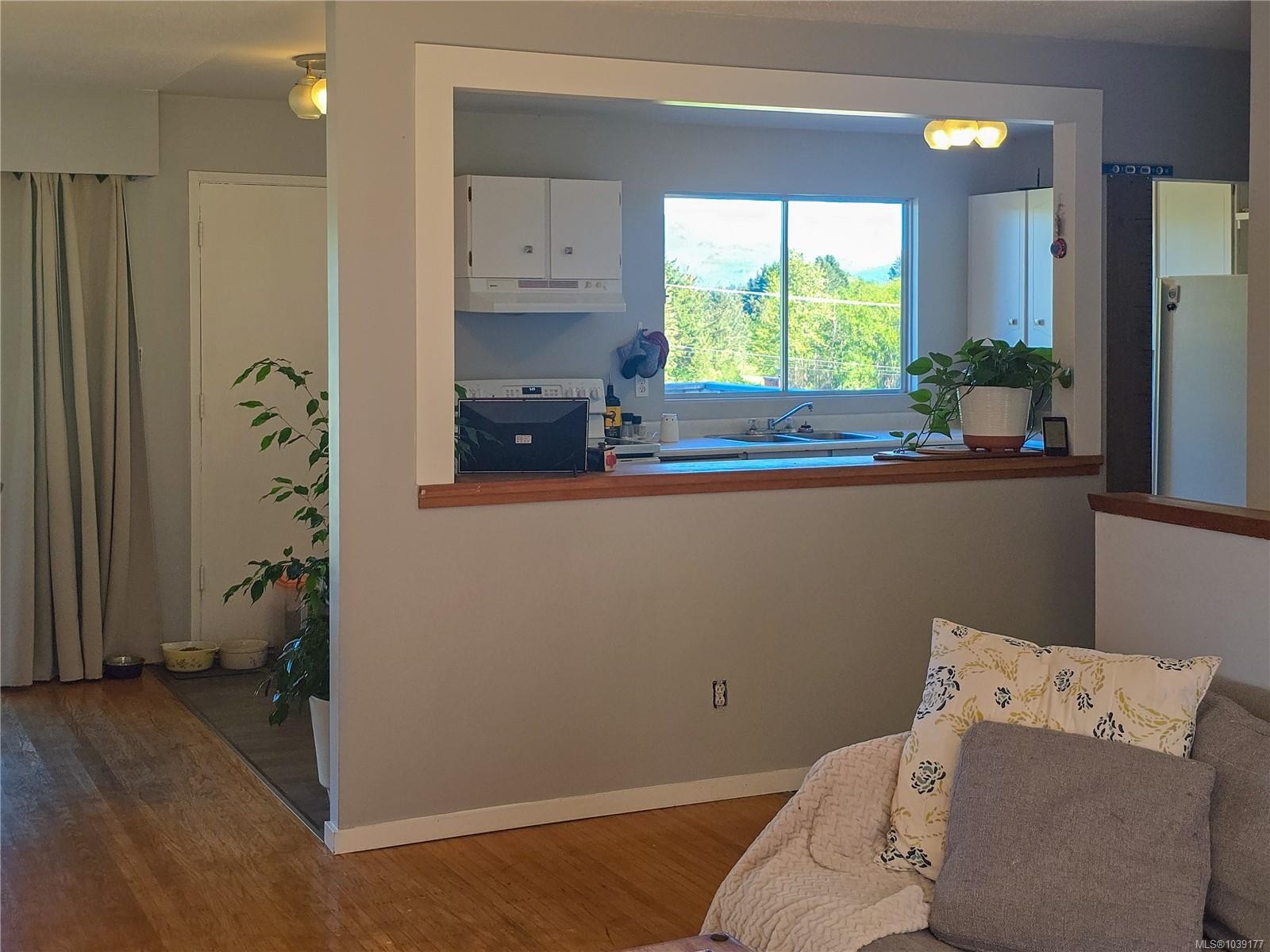 221 Spar St, Sayward, BC