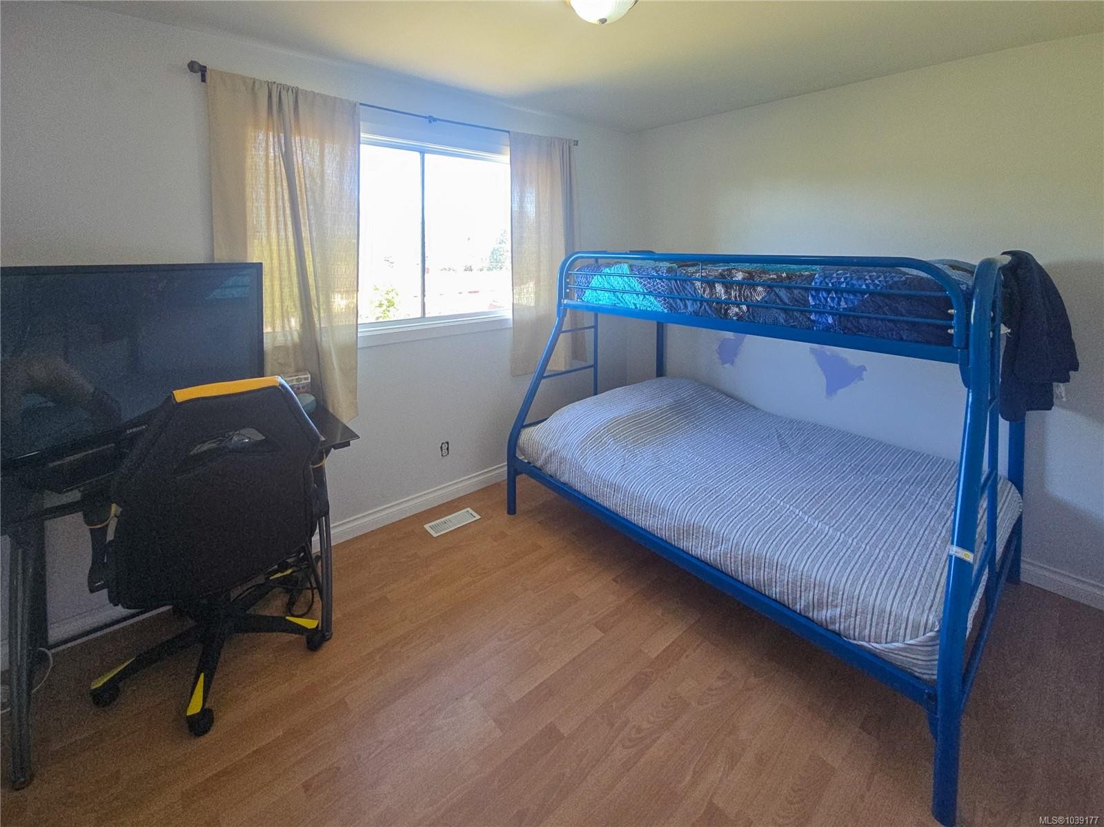 221 Spar St, Sayward, BC