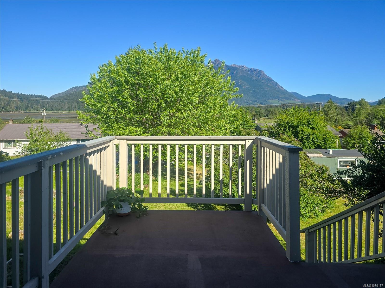 221 Spar St, Sayward, BC