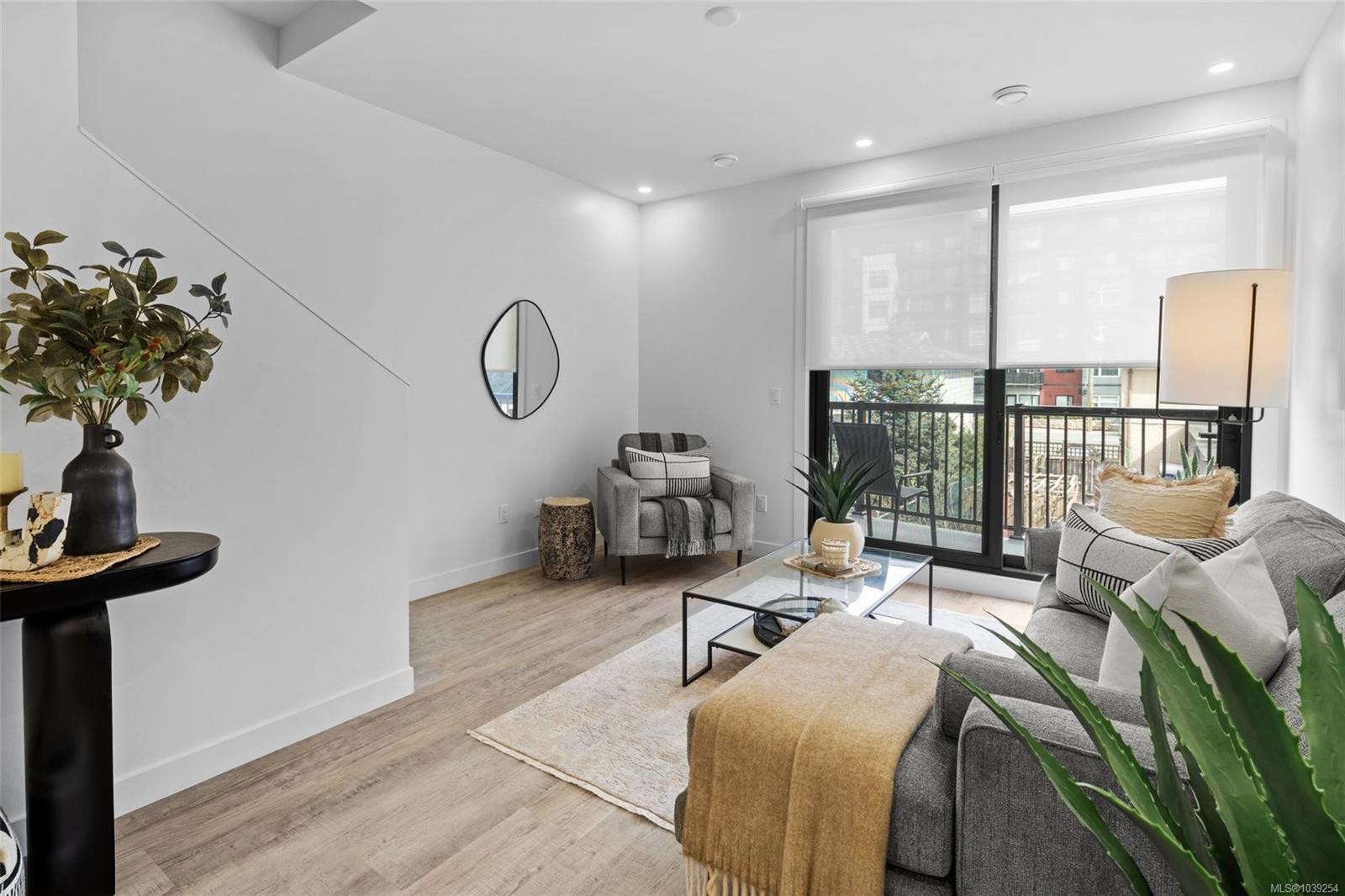 #114-916 Orono Ave, Langford, BC