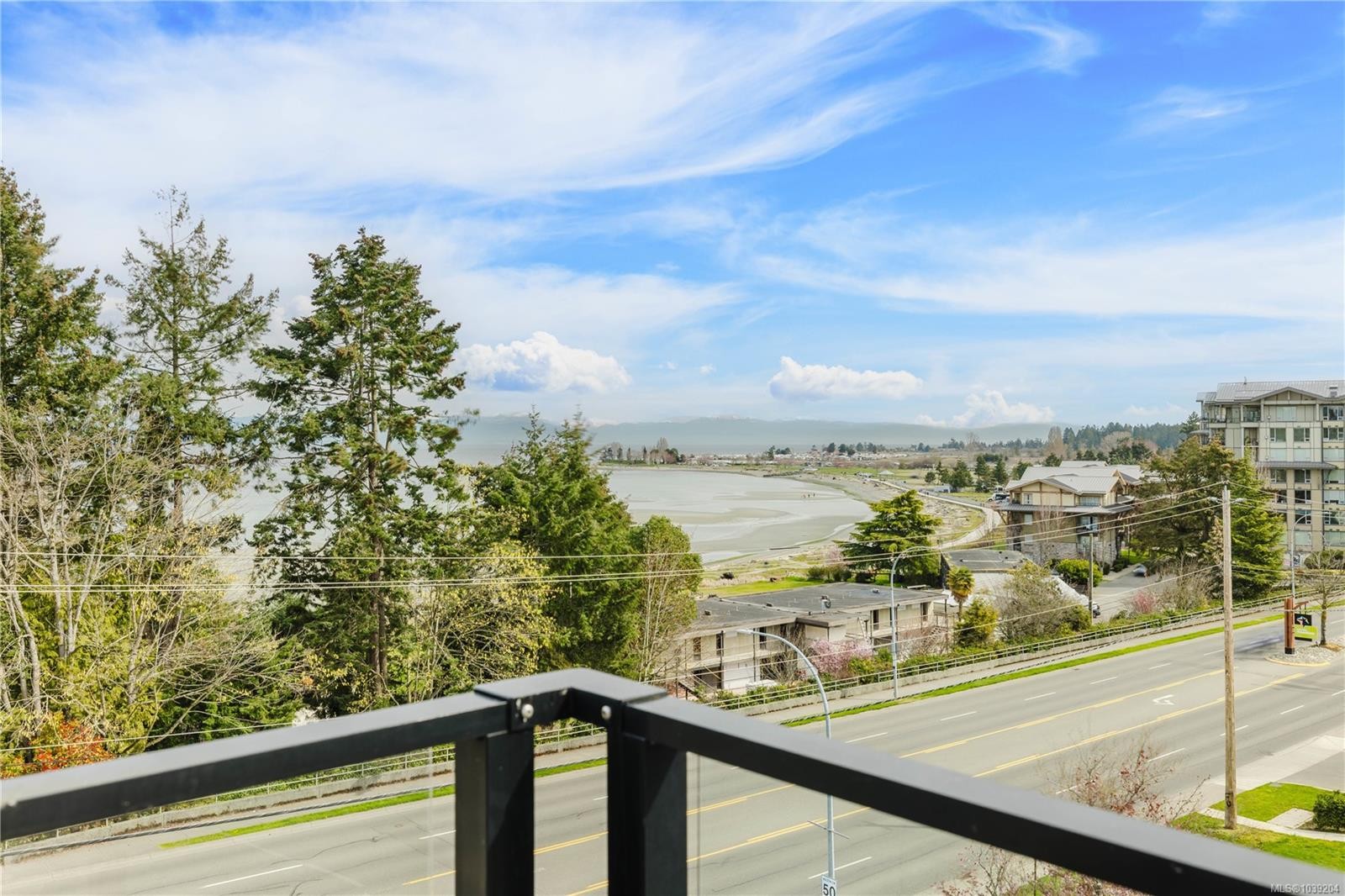 #402-100 Lombardy St, Parksville, BC