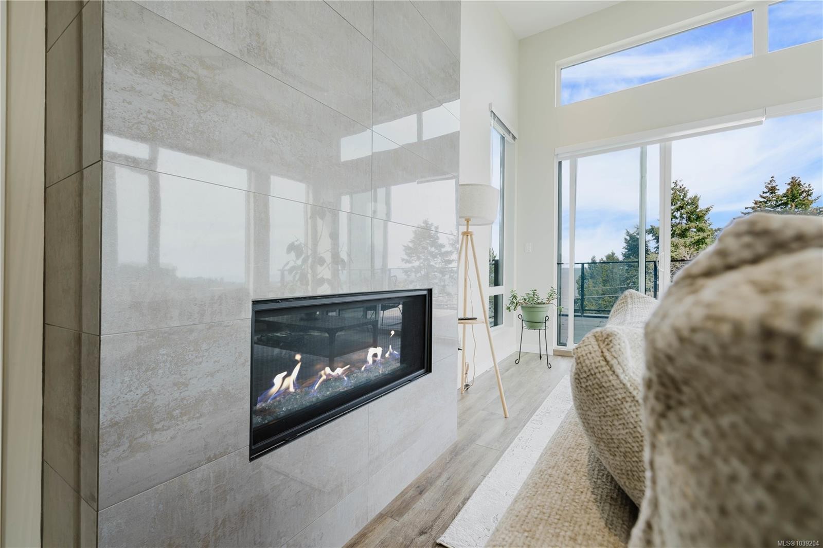 #402-100 Lombardy St, Parksville, BC