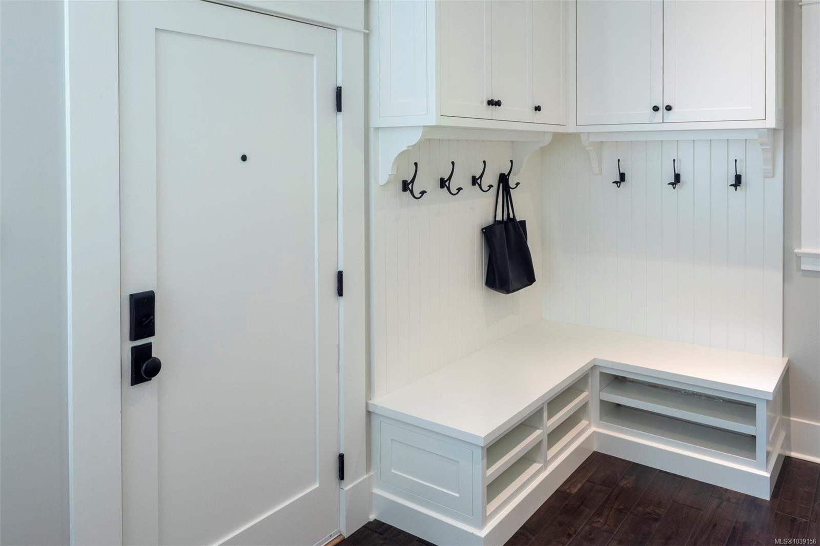 2571 Macdonald Dr West, Saanich, BC