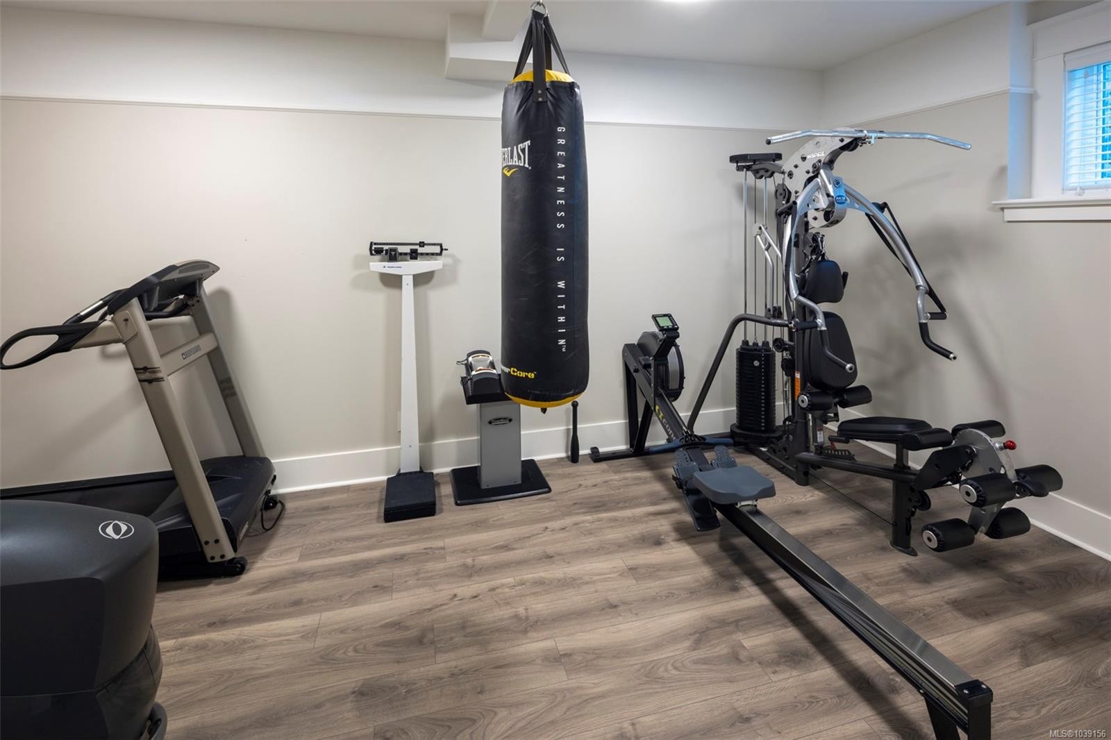 2571 Macdonald Dr West, Saanich, BC