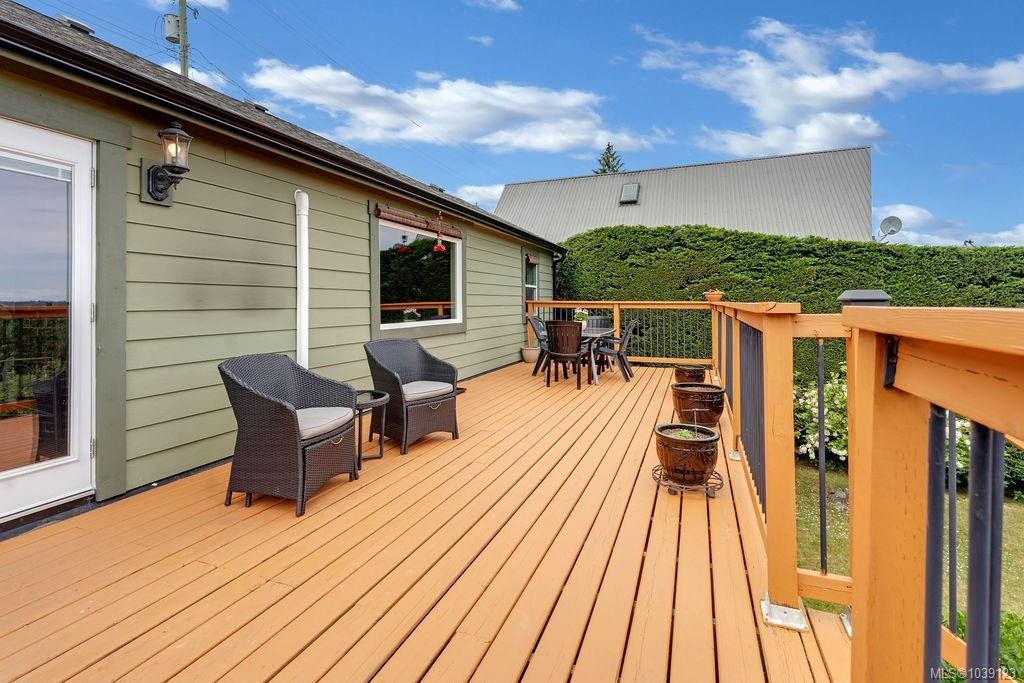 435 Davis Rd, Ladysmith, BC