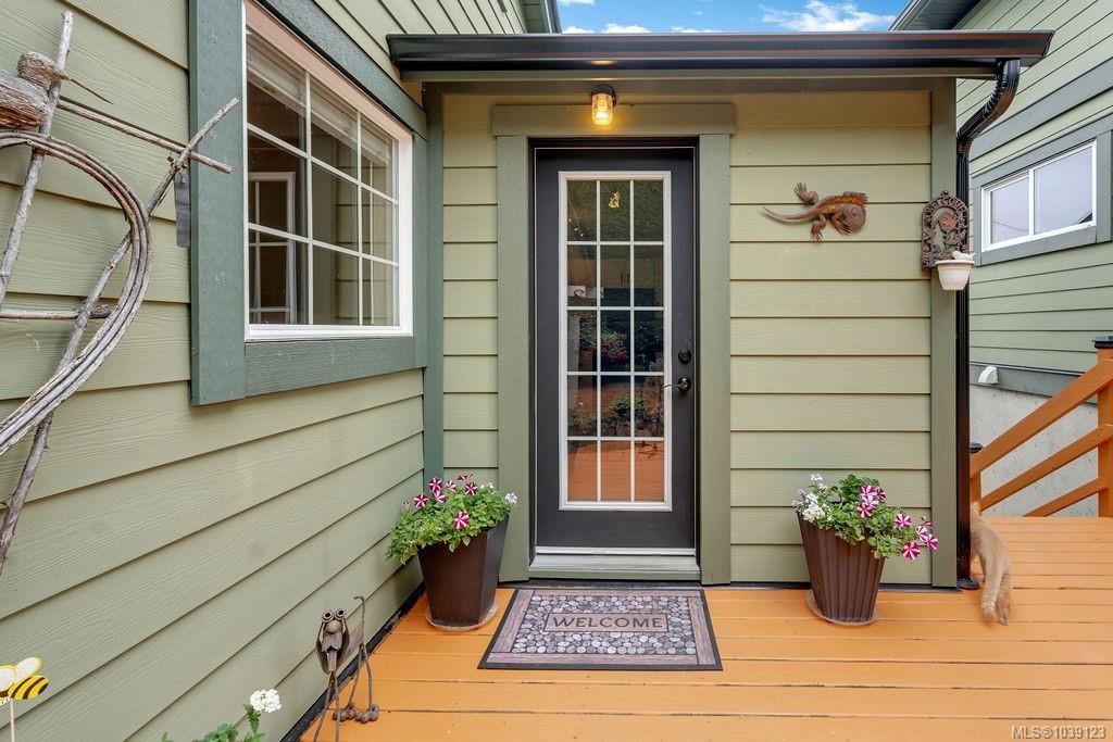 435 Davis Rd, Ladysmith, BC
