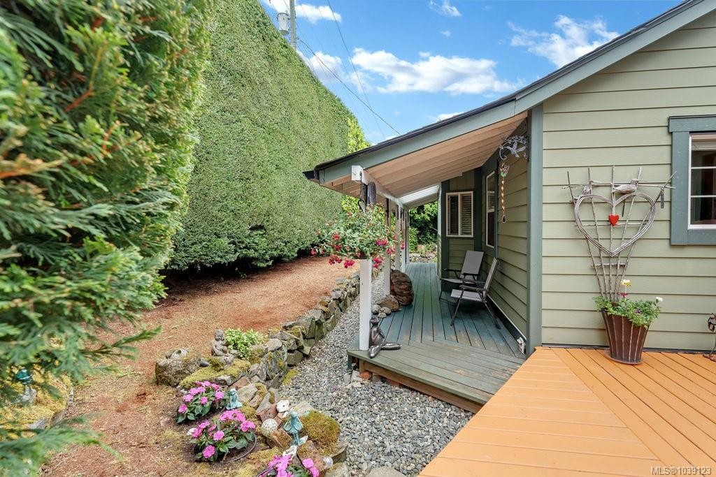 435 Davis Rd, Ladysmith, BC