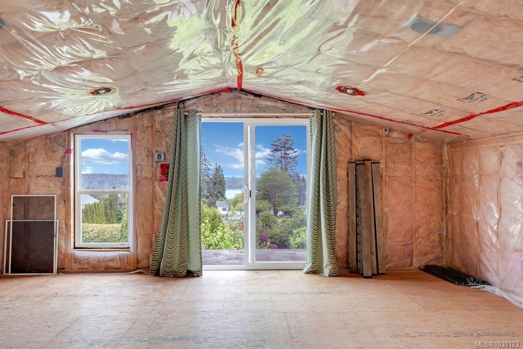 435 Davis Rd, Ladysmith, BC