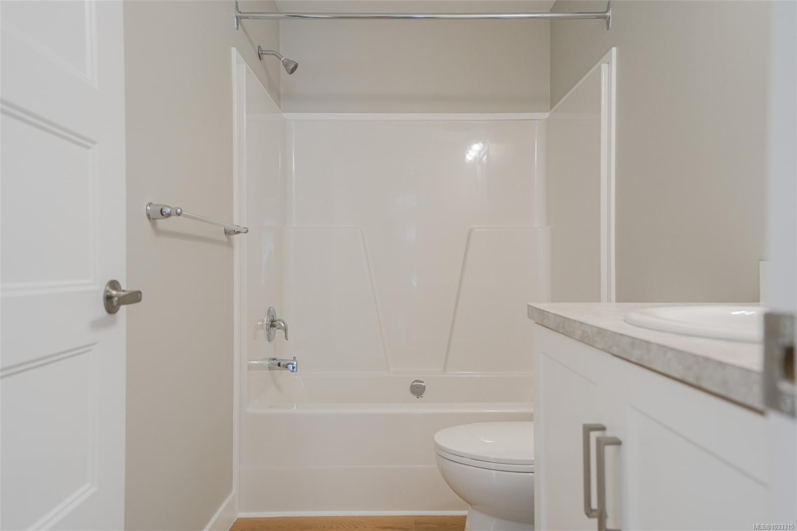 #204-5700 Pierce Rd, Port Alberni, BC