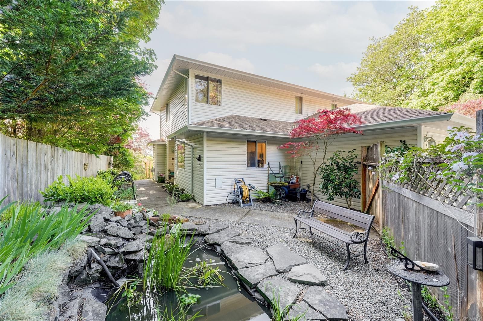 2056 Gladys Pl, Sooke, BC