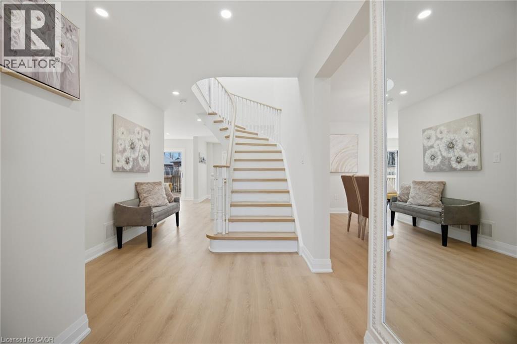 11 Wessenger Drive, Barrie, ON - Indoor Photo Showing Other Room