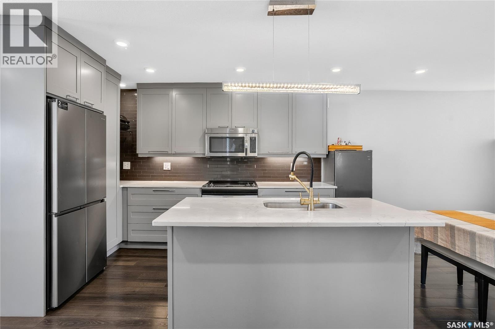 538 Fast Way, Saskatoon, SK