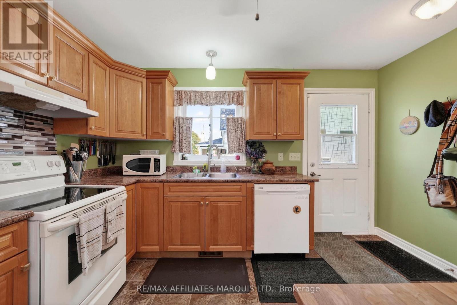 403 3Rd Street E, Cornwall, ON