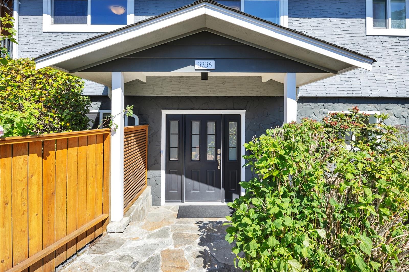 3236 Cedar Hill Rd, Saanich, BC