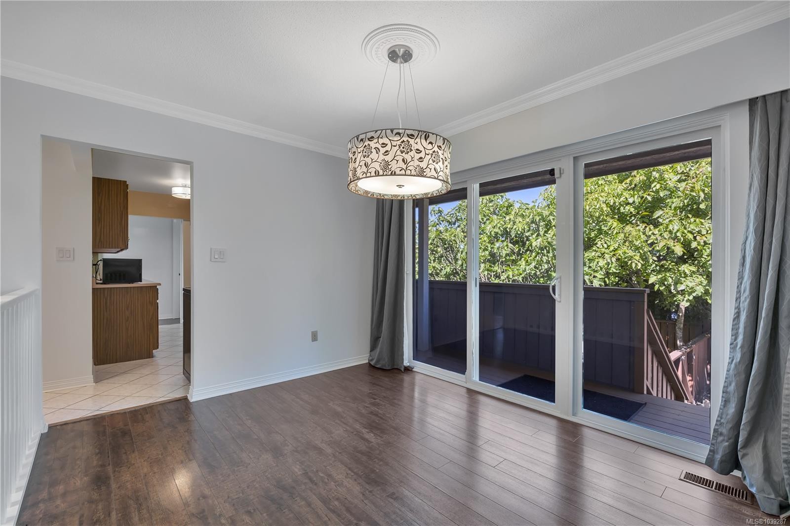 3236 Cedar Hill Rd, Saanich, BC