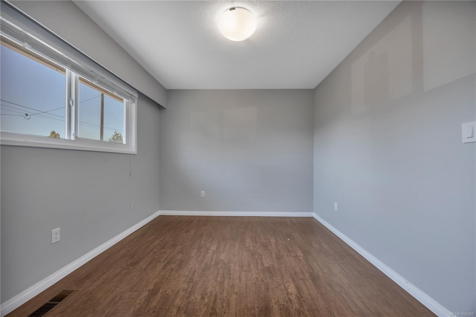 3236 Cedar Hill Rd, Saanich, BC
