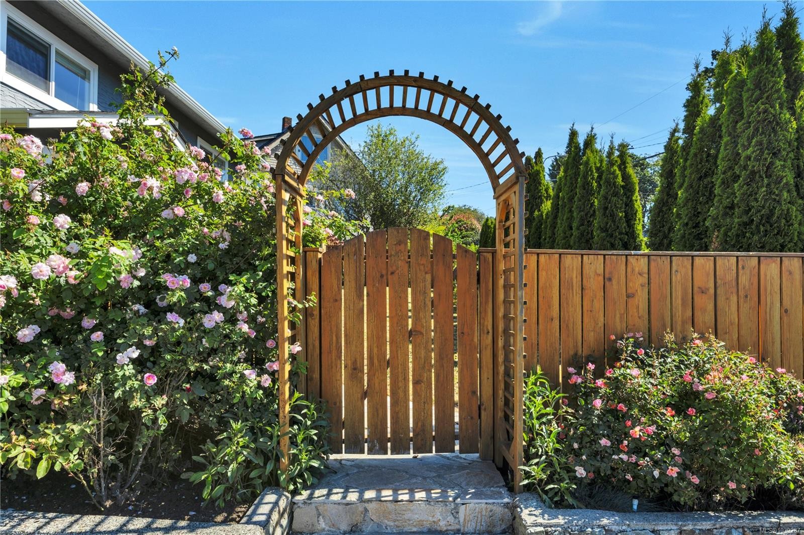 3236 Cedar Hill Rd, Saanich, BC