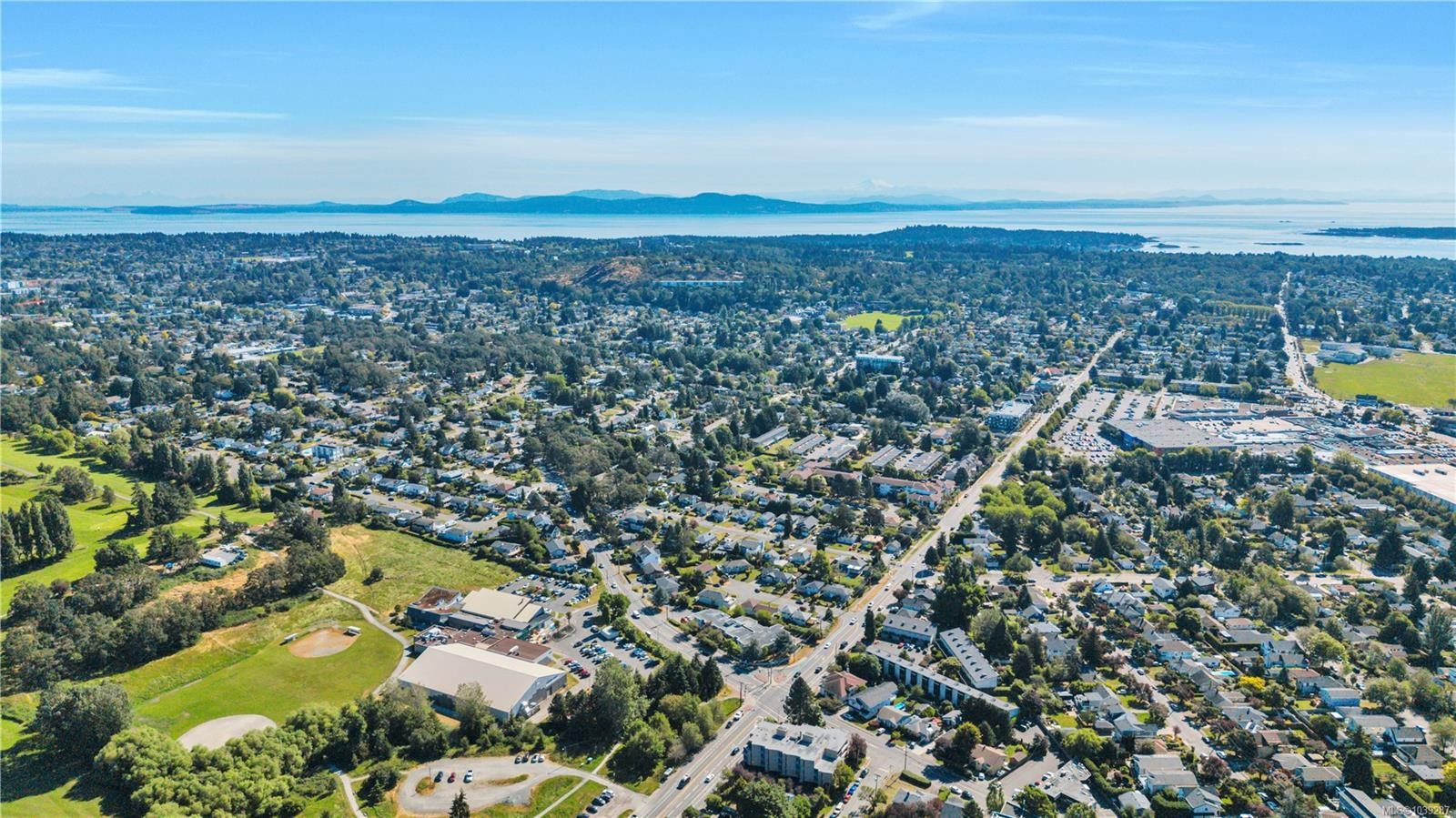 3236 Cedar Hill Rd, Saanich, BC