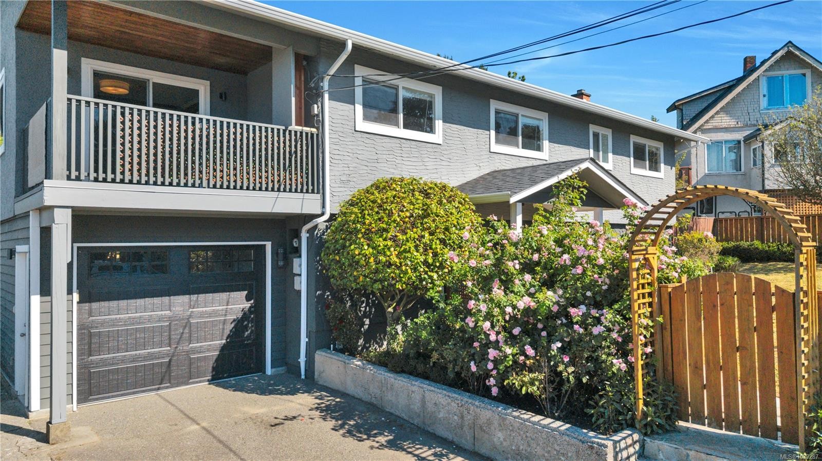 3236 Cedar Hill Rd, Saanich, BC