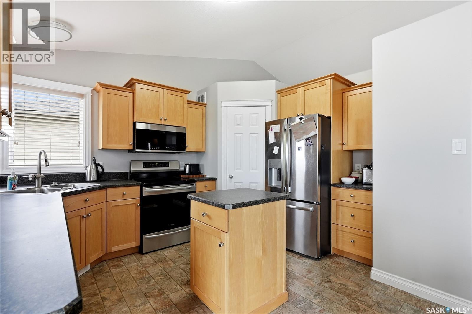 469 Brooklyn Crescent, Warman, SK