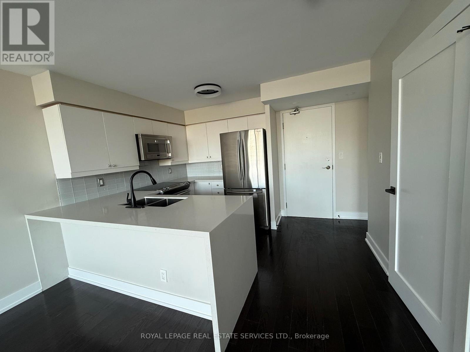 334 - 200 Manitoba Street, Toronto, ON