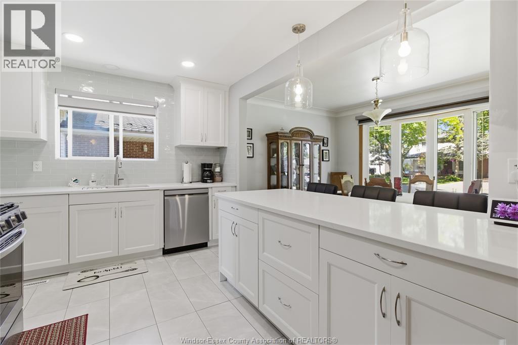 367 Genevieve, Windsor, ON